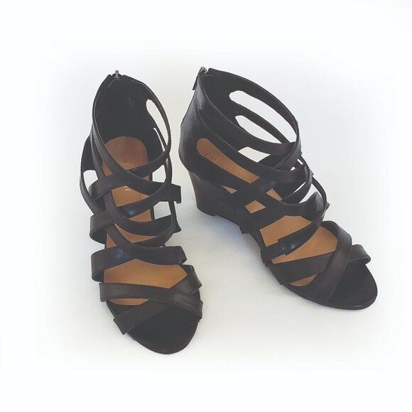 1. Lane Bryant 10 Wide Black Strappy Wedge Open-Toe Faux Leather Sandals - Picture 1 of 8